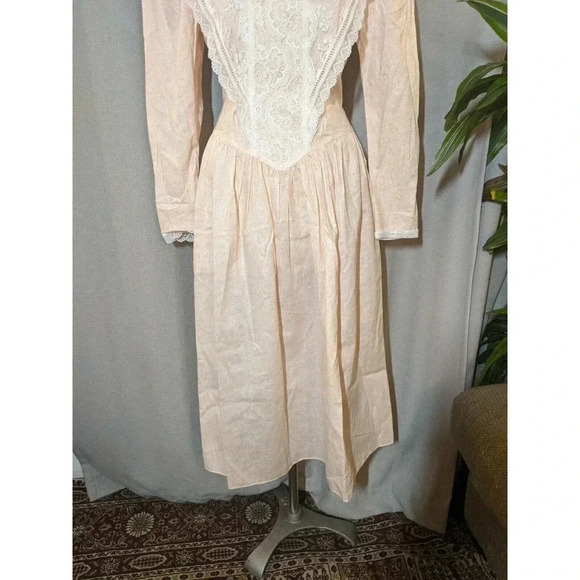 Vintage Gunne Sax Peach Lace Prairie Victorian 70s 80s Cottage Dress Size 9 - Picture 4 of 10